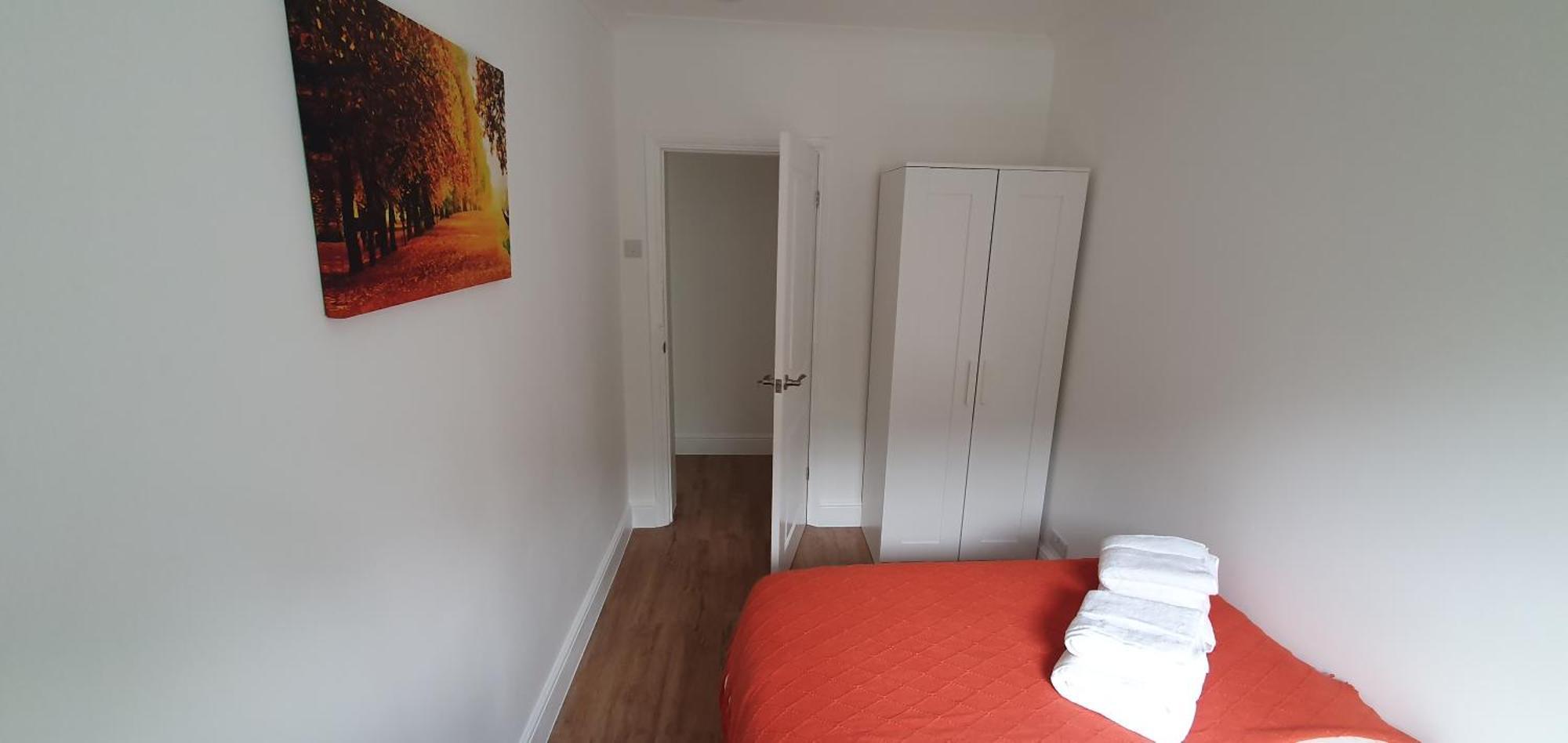 Lovely 3 Bedrooms Flat Near Romford Station With Free Parking Exteriér fotografie
